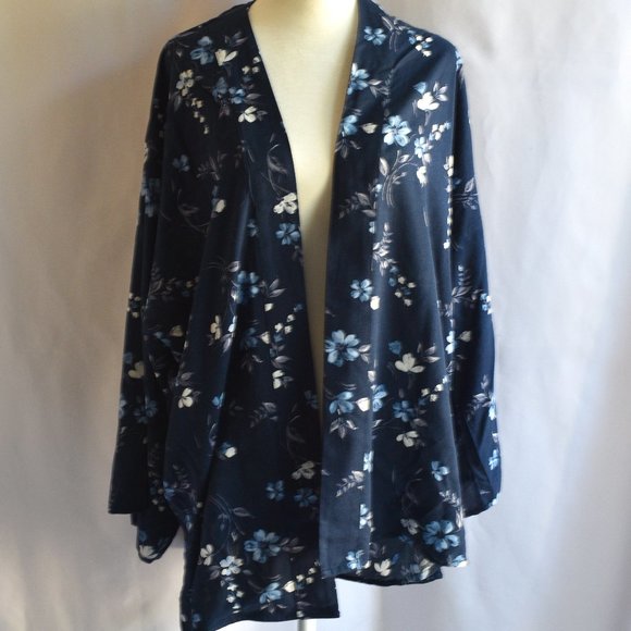 Hollister Other - Hollister Blue Floral Kimono